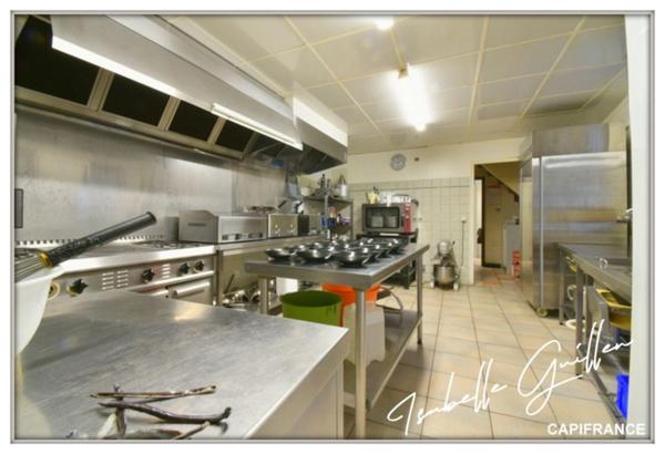 Propriéte à vendre 0 pièces NERIS LES BAINS (03)