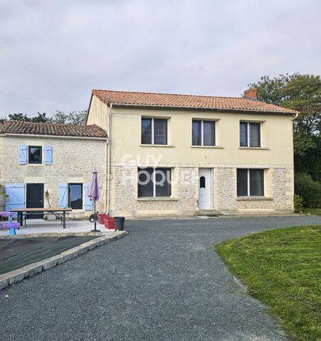 MAISON À VENDRE DE 4 PIÈCES DE 130,00 M²