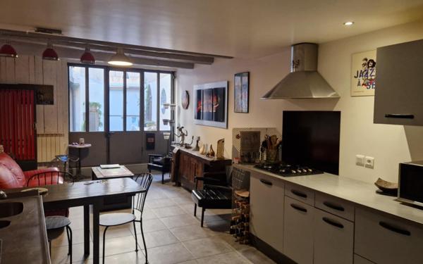 Maison à vendre    4 pièces •  Mèze