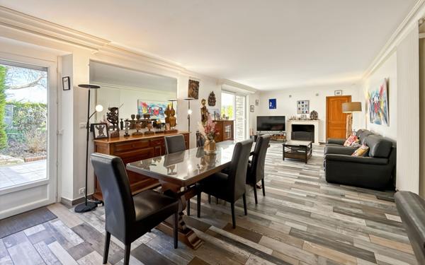 Maison à vendre    5 pièces •  Lumeau