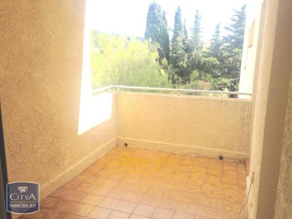 Appartement à louer 2 pièces 37.8m² Sanary-sur-Mer (83110)