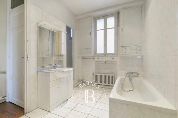 Paris 6ème, Appartement 3 Chambres -  176 m² à vendre