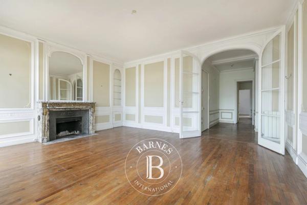 Paris 6ème, Appartement 3 Chambres -  176 m² à vendre