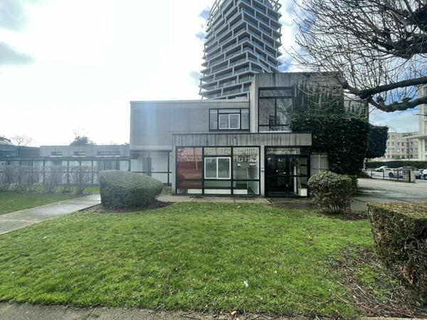 IMMEUBLE DE BUREAUX 750 M2 + 18 PLACES DE PARKINGS