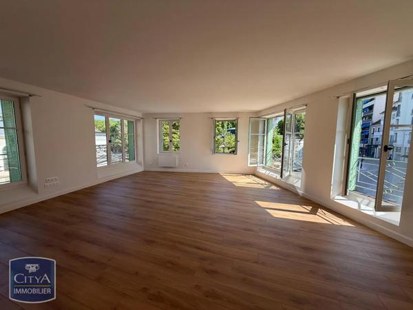 Appartement à louer 4 pièces 89.3m² Vichy (03200)