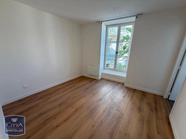 Appartement à louer 4 pièces 89.3m² Vichy (03200)