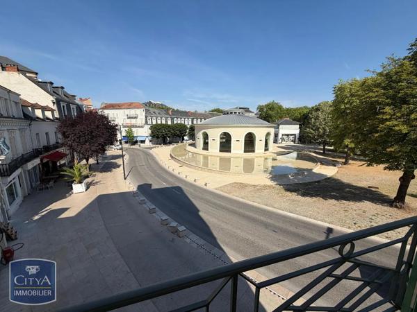 Appartement à louer 4 pièces 89.3m² Vichy (03200)