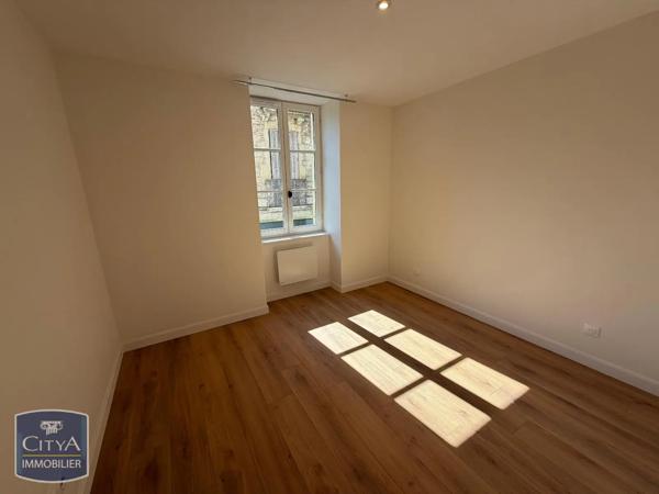 Appartement à louer 4 pièces 89.3m² Vichy (03200)