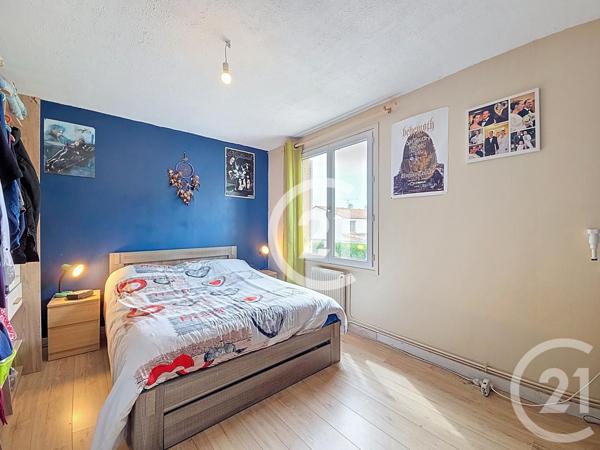 Maison à vendre  6 pièces - 129,05 m2 ST MARTIN DE CRAU - 13