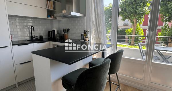 Location Studio meublé 25.16 m² - Bois-colombes 92270