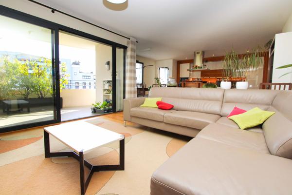 Saint-Genis-Pouilly (01630) APPARTEMENT T5 de 133 m2 – GRAND STANDING – PARK JEAN MONNET - ST GENIS POUILLY/GRAND GENEVE