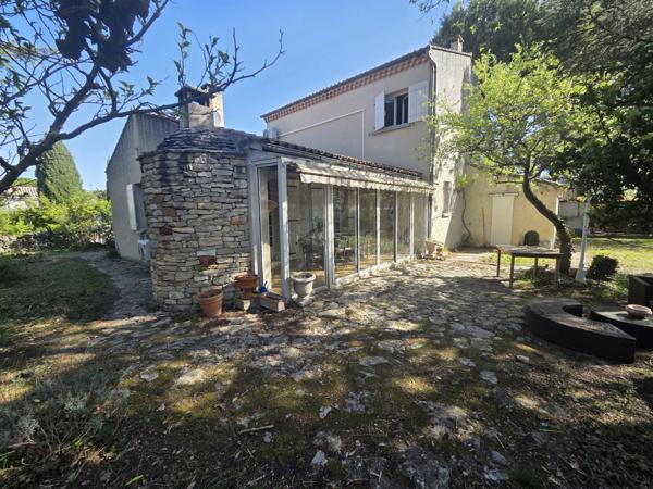 Taillades (84300) TAILLADES Exclusivité Maison T6 1100m2 de terrain au coeur du Luberon