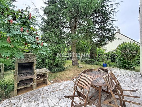 Maison Domont 7 pièce(s) principales édifiée sur 641 m² de terrain - 4/5 chambres et bureau