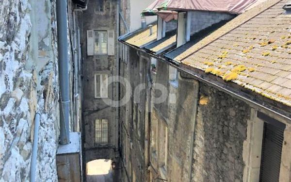 Appartement à louer    2 pièces •  Chambéry