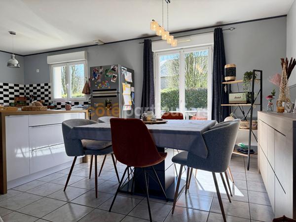 Vente Maison100 m² - 6 Pièces - CARENTAN LES MARAIS (50500)