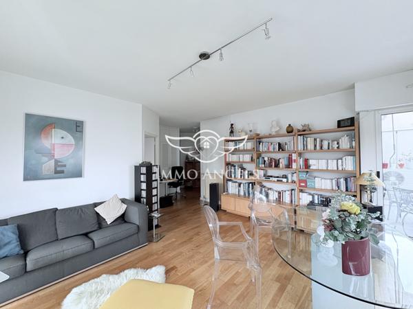 EMPLACEMENT PREMIUM POUR CE MAGNIFIQUE T4 DE 99M2 AVEC GRANDE TERRASSE-GARAGE FERME-AU CALME