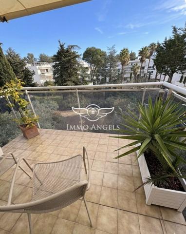 EMPLACEMENT PREMIUM POUR CE MAGNIFIQUE T4 DE 99M2 AVEC GRANDE TERRASSE-GARAGE FERME-AU CALME