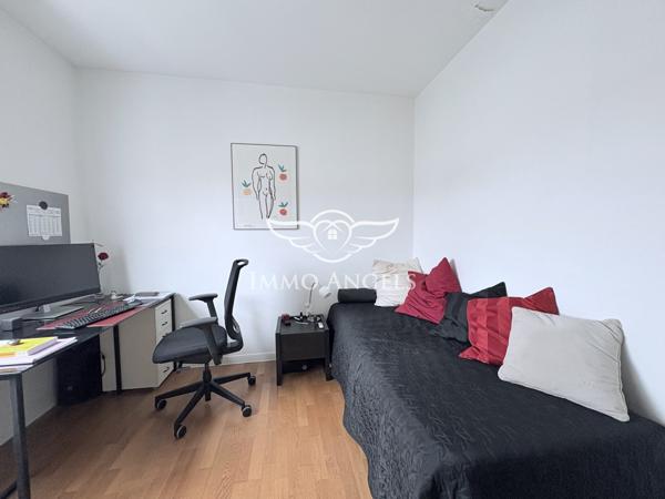 EMPLACEMENT PREMIUM POUR CE MAGNIFIQUE T4 DE 99M2 AVEC GRANDE TERRASSE-GARAGE FERME-AU CALME