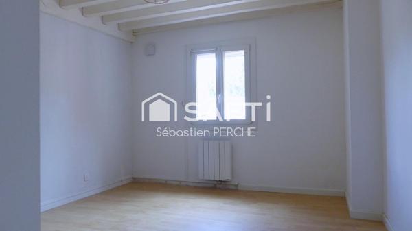 Appartement de 71m² 2 chambres ,cave et terrasse