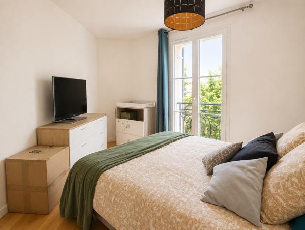 Appartement
         3 pièces
        - 60 m² 389 000 € *