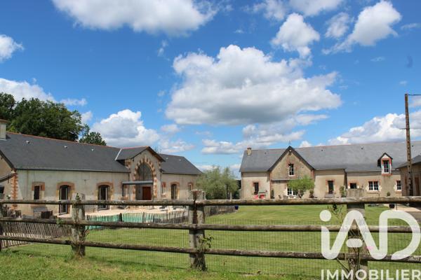 Maison à vendre 6 pièces 220 m² Seiches-sur-le-Loir