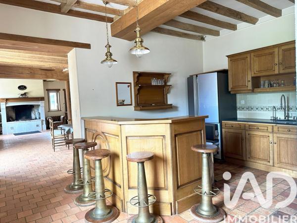Maison à vendre 6 pièces 220 m² Seiches-sur-le-Loir