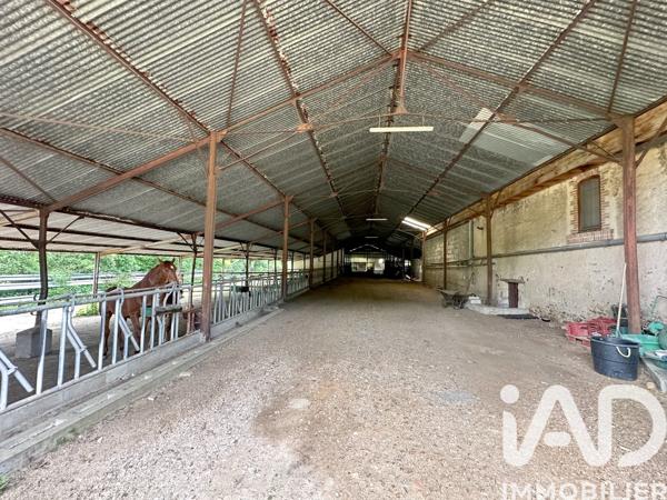 Maison à vendre 6 pièces 220 m² Seiches-sur-le-Loir