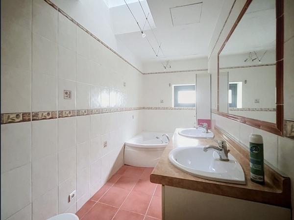 Maison 202 920 € Terrasson-Lavilledieu 5 p 137 m² DPE C