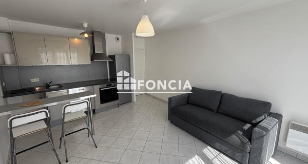 Location Studio meublé 27.06 m² - Bagneux 92220