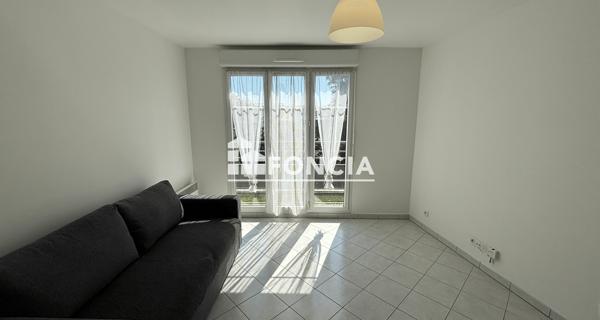 Location Studio meublé 27.06 m² - Bagneux 92220