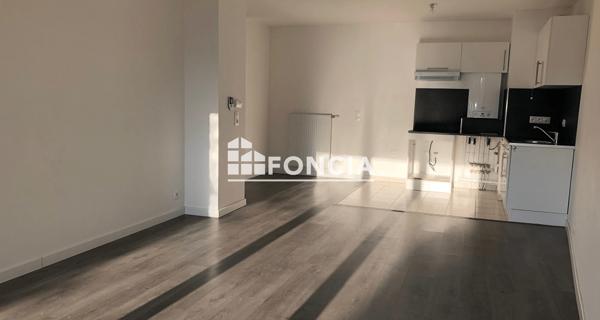 Location Appartement 3 pièces 64.6 m² - Sainte-geneviève-des-bois 91700