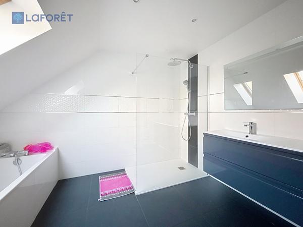 Achat maison près de PLOEMEUR - 6 pièce(s) - 162 m² - 430 500 €