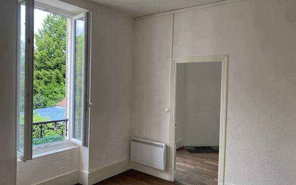 Appartement à louer    3 pièces •  Nevers