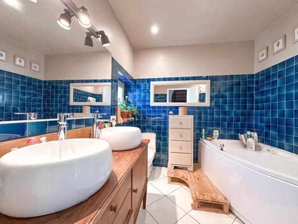 MAISON de ville - 3 chambres