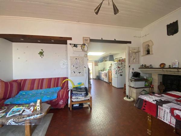 MAISON PLAIN PIED - 2 CHAMBRES - 44680 SAINTE PAZANNE BUDGET 208 000  HAI