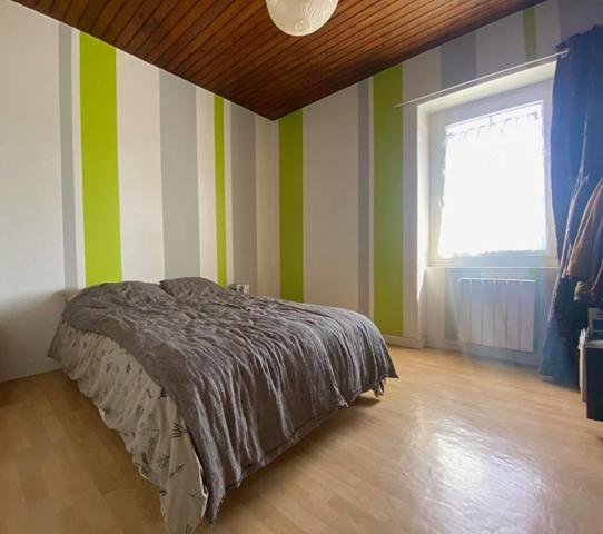 MAISON PLAIN PIED - 2 CHAMBRES - 44680 SAINTE PAZANNE BUDGET 208 000  HAI