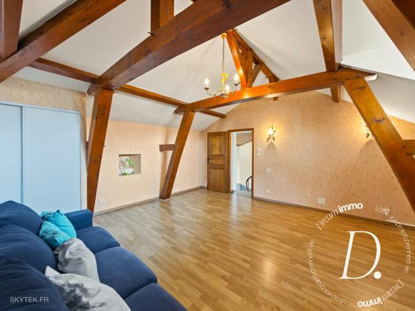 BEL ENSEMBLE IMMOBILIER AVEC MAISON FAMILIALE ET GÎTE INDÉPENDANT