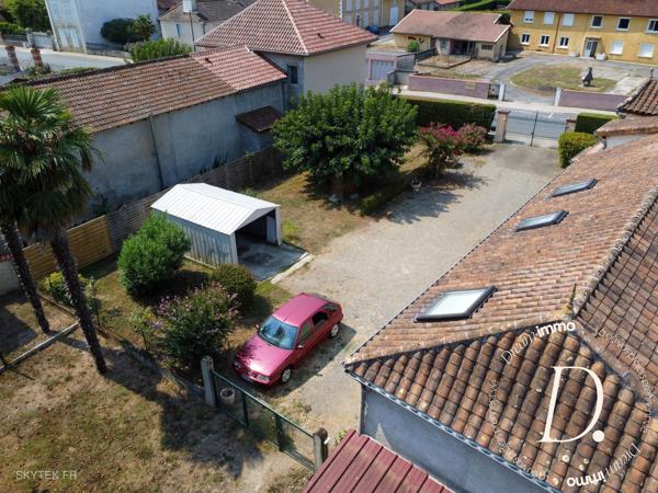 BEL ENSEMBLE IMMOBILIER AVEC MAISON FAMILIALE ET GÎTE INDÉPENDANT