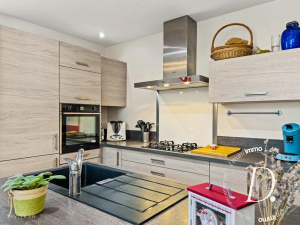 BEL ENSEMBLE IMMOBILIER AVEC MAISON FAMILIALE ET GÎTE INDÉPENDANT