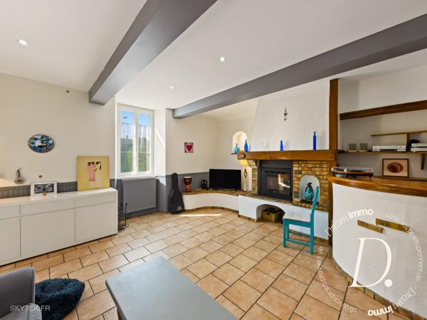 BEL ENSEMBLE IMMOBILIER AVEC MAISON FAMILIALE ET GÎTE INDÉPENDANT
