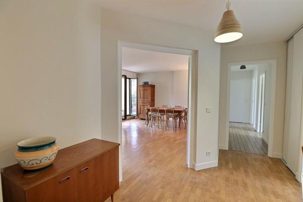 Appartement résidence de Standing, 4 pièce(s) 3 chambres 90 m2 Terrasse