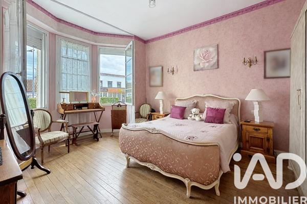 Maison à vendre 4 pièces 117 m² Angoulême