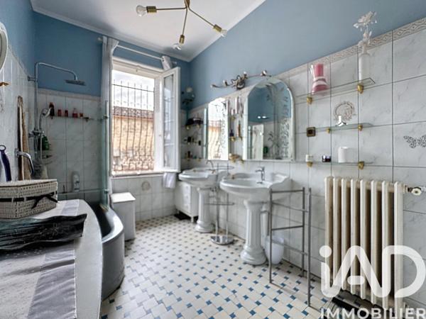 Maison à vendre 4 pièces 117 m² Angoulême