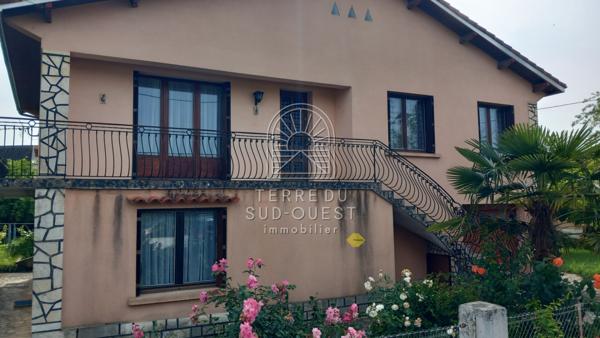 Maison 7 pièce(s) 5 chambre(s) 140.45 m²