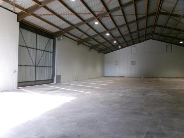 Location - Garage et parking Cuinchy 62149 18 m 2