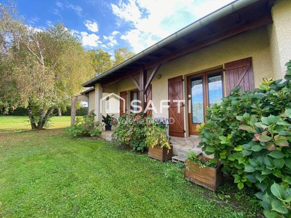 Maison T6 avec garage sur terrain arboré de 2000m2