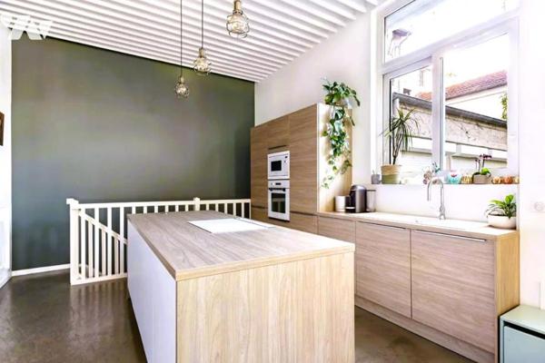 Appartement situé à CHATOU avec 3 chambres de 98 m2 avec jardin