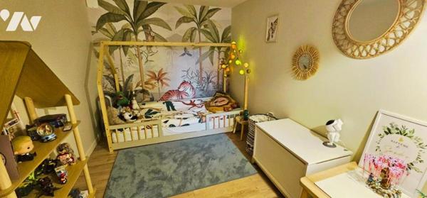 Appartement situé à CHATOU avec 3 chambres de 98 m2 avec jardin