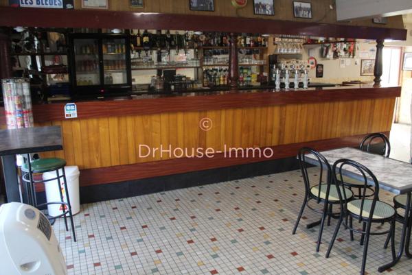 Commerce à vendre 3 pièces de 213 m²