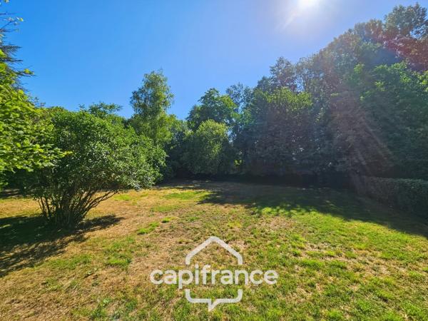 Maison 249 m², à vendre 8 pièces MIGNE AUXANCES (86), environnement et secteur de qualité.